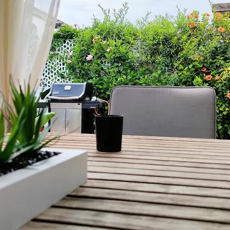 شقة Gran Apartamento Con Jardin En Playa